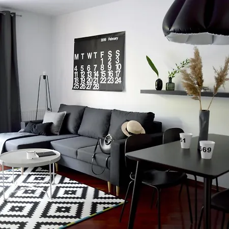 Tarasy Gdyni Z Ogrodkiem * グディニャ