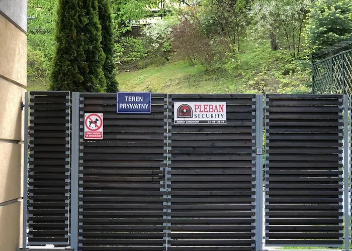 Tarasy Gdyni Z Ogrodkiem グディニャ