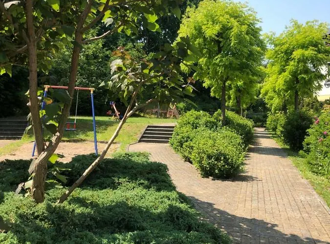 Tarasy Gdyni Z Ogrodkiem アパート グディニャ