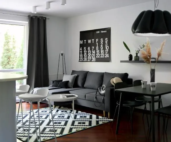 Tarasy Gdyni Z Ogrodkiem * グディニャ